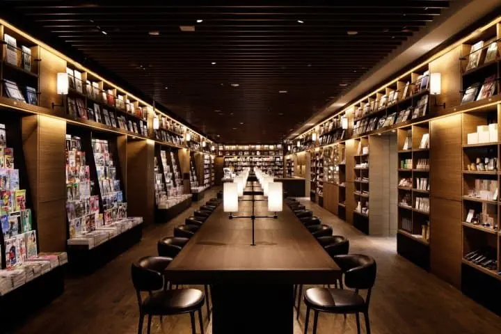 羽田機場蔦屋書店3