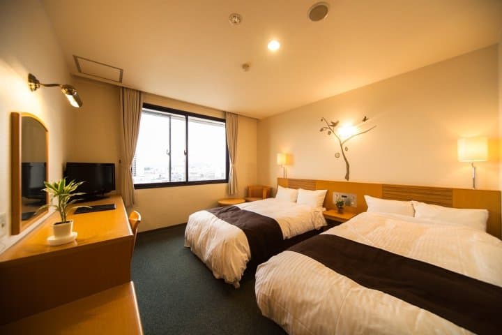 BIRD-STAY HOTEL