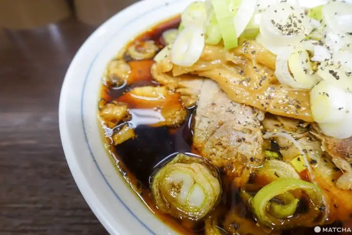 來到富山不可不吃黑拉麵 兩家富山人都推介的拉麵店