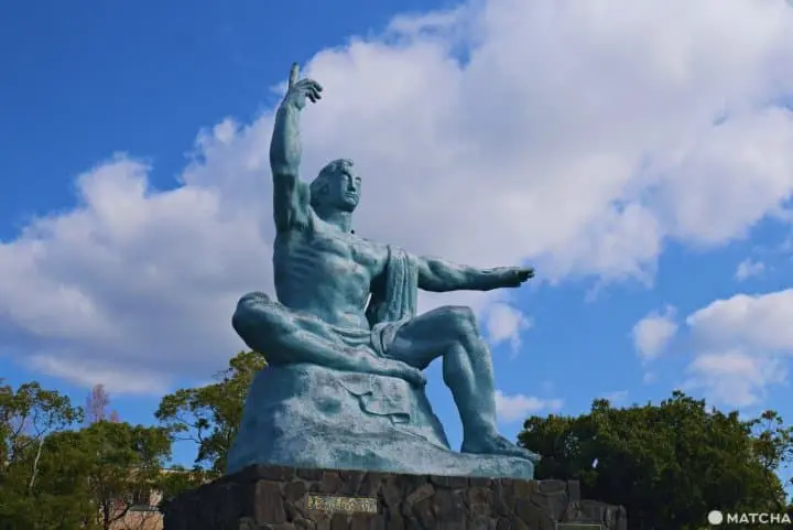 長崎平和祈念像