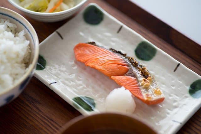 便利なキッチングッズで日本食を作ろう!