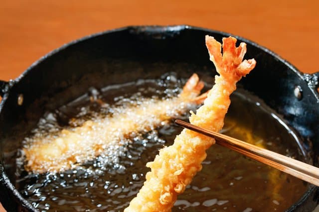 便利なキッチングッズで日本食を作ろう!