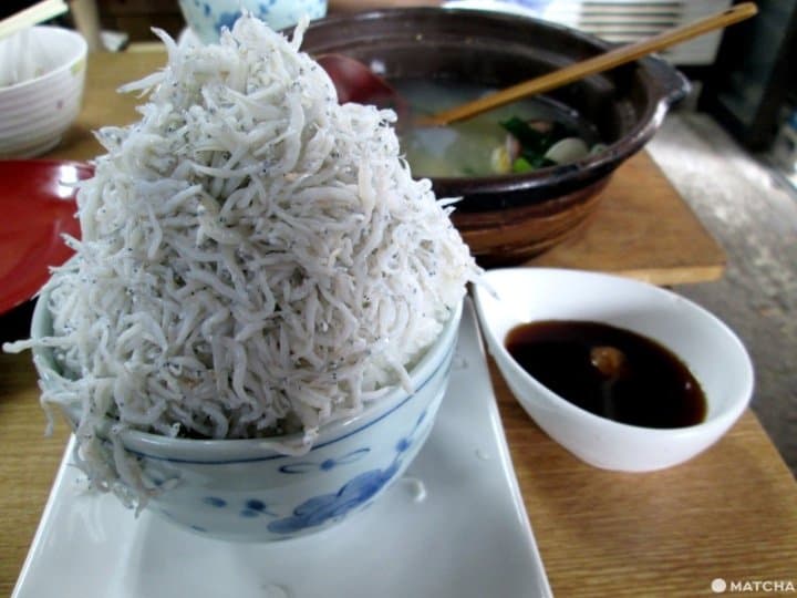 吻仔魚丼