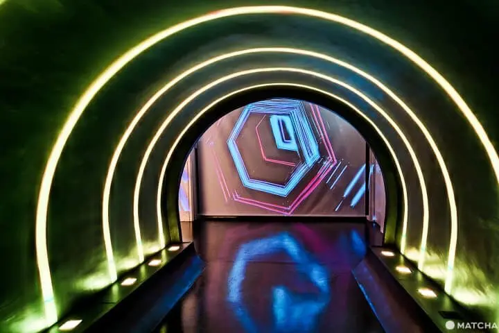 ผจญภัยในเมืองจำลองและโลกแห่งการ์ตูนที่ SMALL WORLDS TOKYO