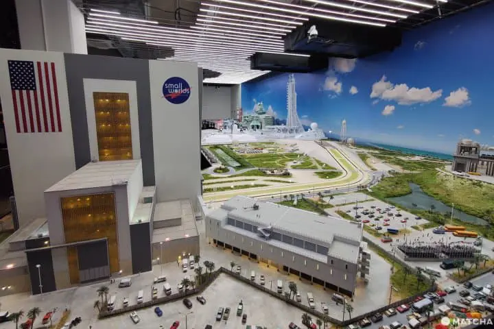 ผจญภัยในเมืองจำลองและโลกแห่งการ์ตูนที่ SMALL WORLDS TOKYO