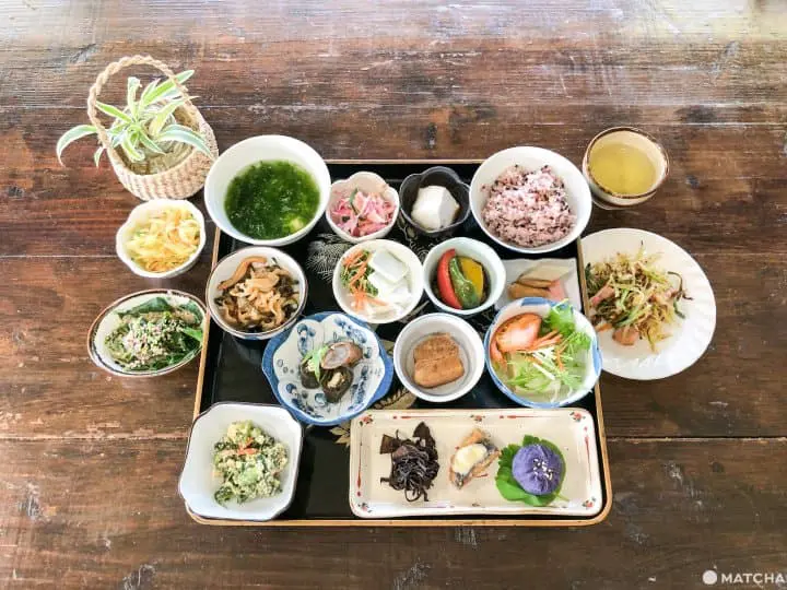 跟石垣島農家學做農家料理 自己採摘自己烹調豐富午餐