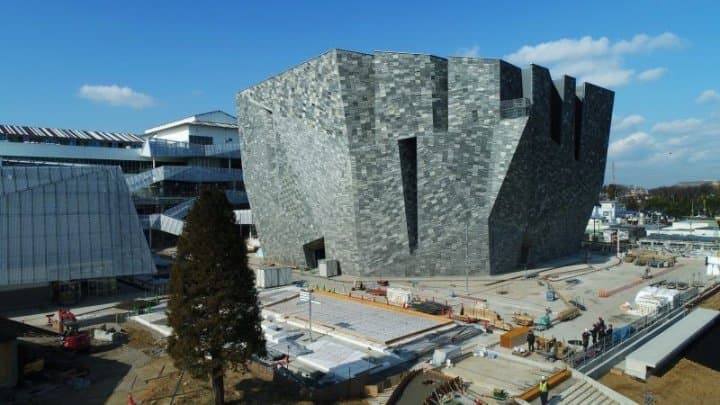 日本建築大師新作!關東角川武藏野博物館 餐廳+最美圖書館+藝術館!