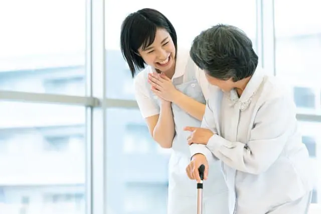 知っておきたい日本の健康保険(種類、加入方法、保険料などまとめ)