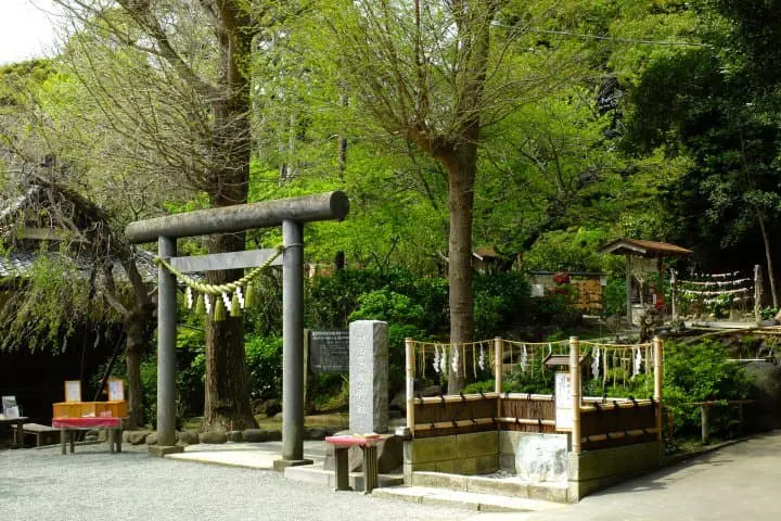 kuzuharaoka shrine