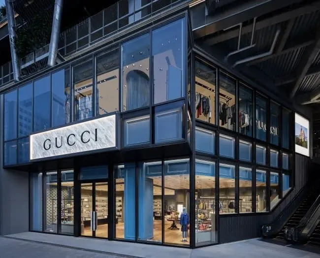 MIYASHITA PARK สวนลอยฟ้ากลางชิบูบ่า พร้อมร้านค้า ร้านอาหาร ร้านแบรนด์เนมร่วม 90 ร้าน