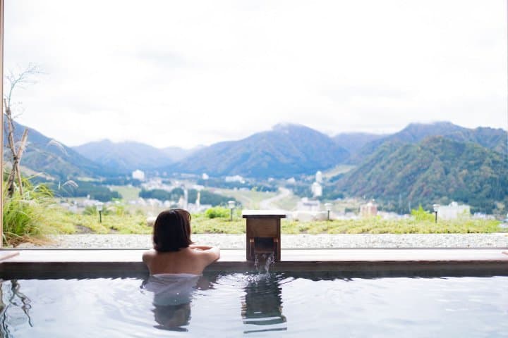 Best Places To Workcation In Japan - Safe And Fun Ways Of Working Remotely