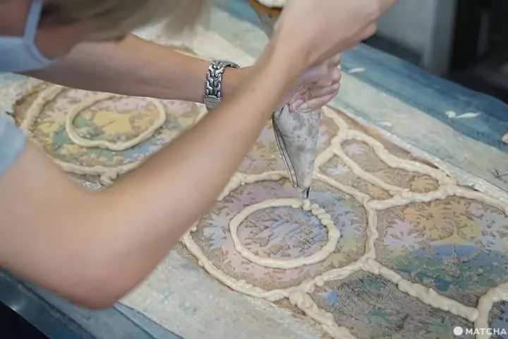 Traditional Dyes! Make Your Own Hand Towel At Tenukuri Studio