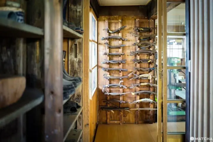 เยือนเมืองช่างฝีมือโลหะ ตีแก้วทองแดงด้วยตัวเองที่เมืองสึบาเมะซันโจ นีงาตะ (Tsubamesanjo, Niigata)