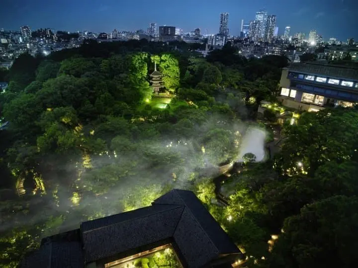 View A Sea Of Clouds In The Heart Of The City At Hotel Chinzanso Tokyo