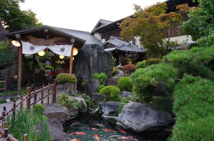 新宿啟程到山梨富士山腳下|水果之城「笛吹」的莊園饗宴之旅