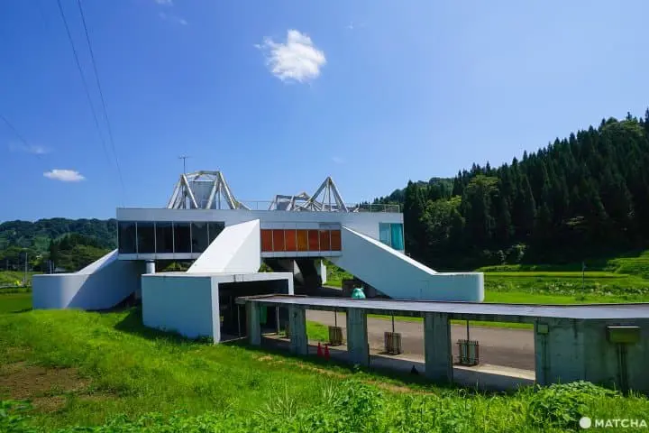 Tsumari Art Field ท่องไปในทุ่งศิลป์ของเมืองโทคามาจิ จังหวัดนีงาตะ