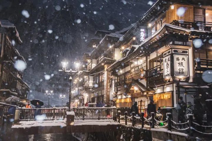 山形 「銀山溫泉」