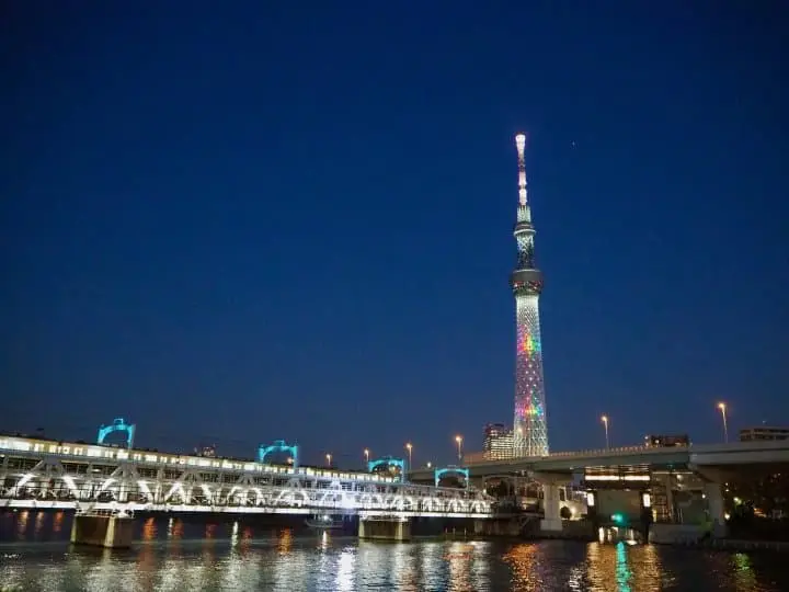 tokyo sky tree at night
