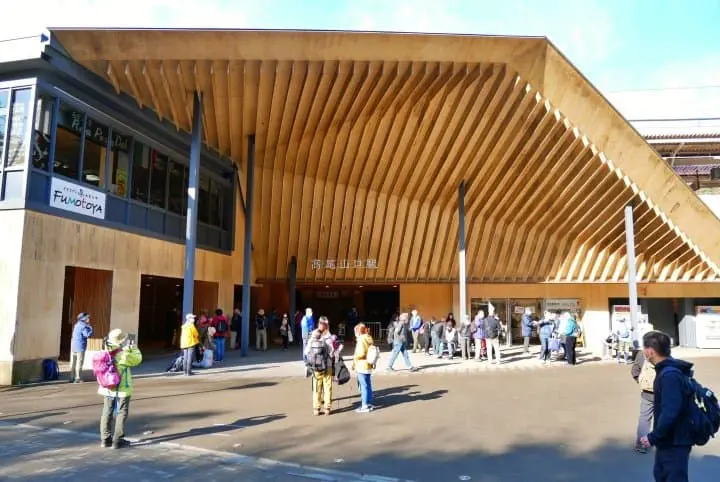 Indulge in a Day Trip to Mount Takao: Enjoy Gourmet Food Less Than an Hour From Shinjuku