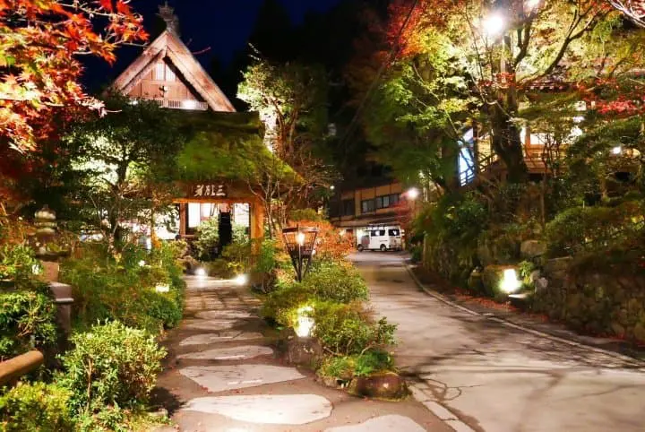Indulge in a Day Trip to Mount Takao: Enjoy Gourmet Food Less Than an Hour From Shinjuku
