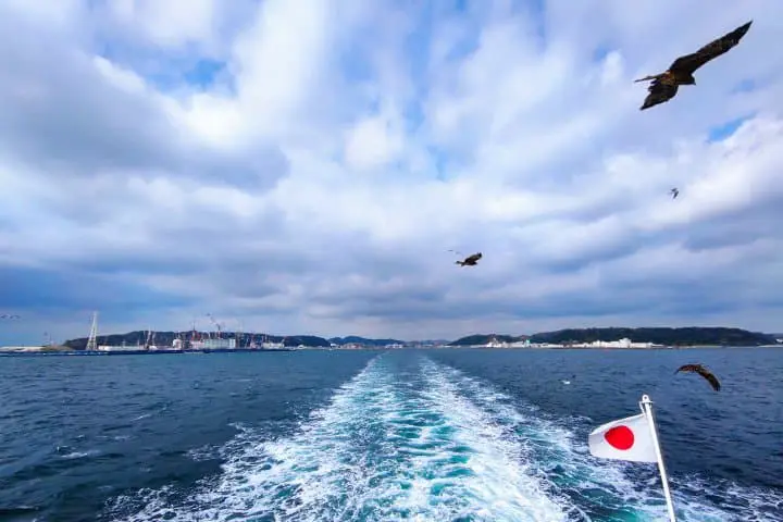 นั่งเรือเฟอร์รี่ ขึ้นเขาไปดูวิวแบบหวาดเสียวที่ผาส่องนรกในจังหวัดชิบะ