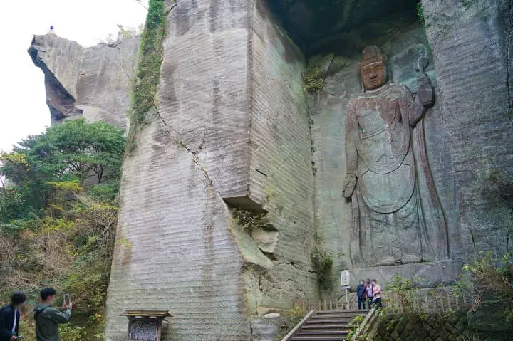 นั่งเรือเฟอร์รี่ ขึ้นเขาไปดูวิวแบบหวาดเสียวที่ผาส่องนรกในจังหวัดชิบะ