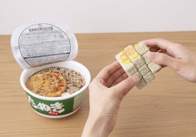日本泡麵綠色天婦羅蕎麥麵 魔術方塊2