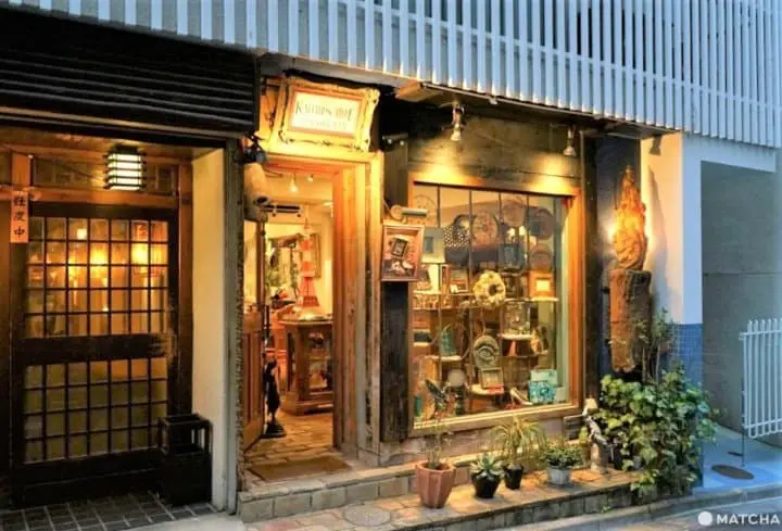 Discover Sailor Moon's Tokyo! A Stroll in Azabu-Juban