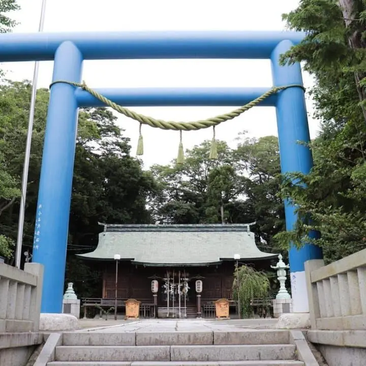 鳥居不只朱紅色！盤點日本9種顏色鳥居 隱世神社竟藏七彩鳥居