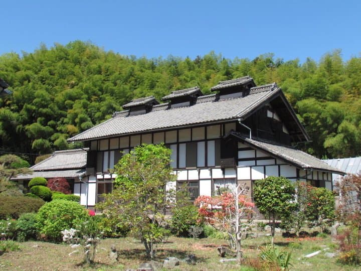 旧石器時代から近代まで。「絹の道」周辺の歴史と文化に触れよう