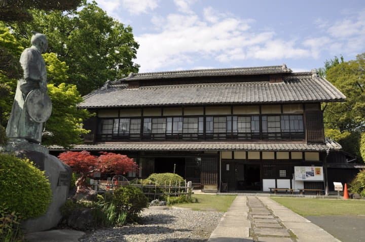 旧石器時代から近代まで。「絹の道」周辺の歴史と文化に触れよう