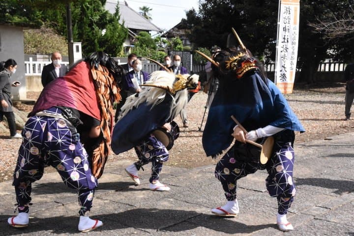「絹の道」をドライブ。神社仏閣と絹産業遺産をまわろう