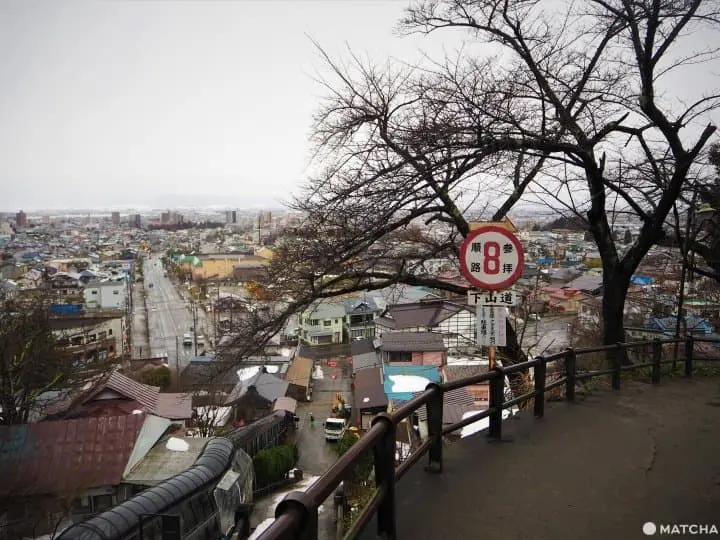 Two Days in Aizuwakamatsu: Quirky Temples, Magnificent Castles, and Dazzling Onsen!