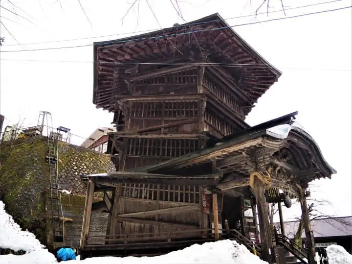 Two Days in Aizuwakamatsu: Quirky Temples, Magnificent Castles, and Dazzling Onsen!