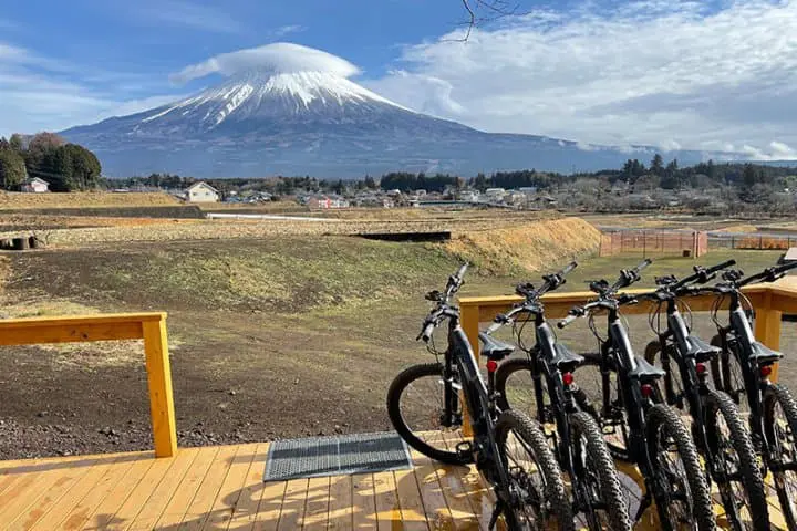富士山豪華露營5 MT. FUJI SATOYAMA VACATION