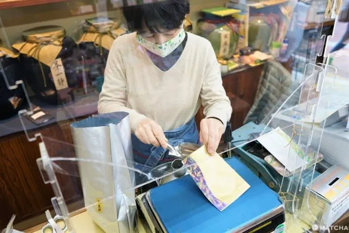 お茶を専門店で購入するメリットは？日本茶インストラクターがいる「おくむら園」に訪問