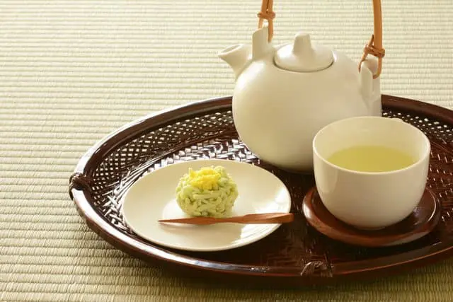 Tasty Green Tea Starts With Tea Ware! A Guide to Teapots, Bowls, and Utensils