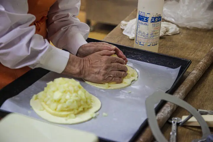 青森弘前蘋果美食散步 蘋果公園內聞蘋果香、浪漫喫茶室品嚐美味蘋果甜品、洋菓子店買手工蘋果派