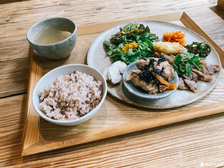 小田原・箱根観光で訪れたい。「農家cafe Raku」の野菜たっぷりランチ