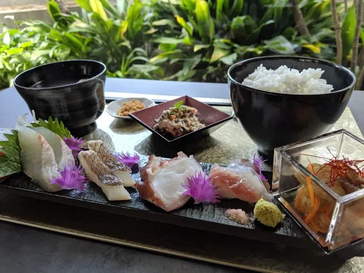 搭上粉色鯛魚電車，到和歌山「加太」感受小漁村的悠閒愜意！