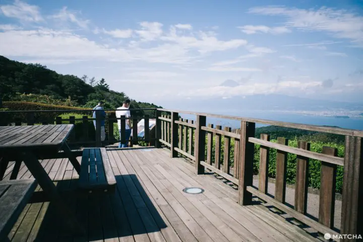 「だるま山高原レストハウス」で圧巻の富士山とグルメを満喫