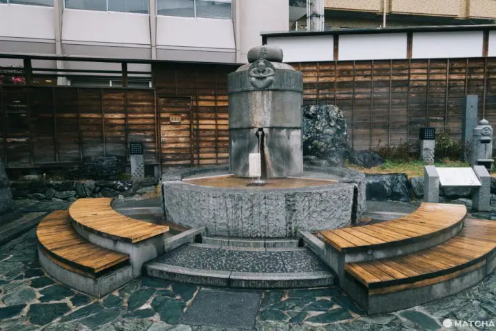 『千と千尋の神隠し』のモデル。道後温泉本館の不思議な空気に浸る