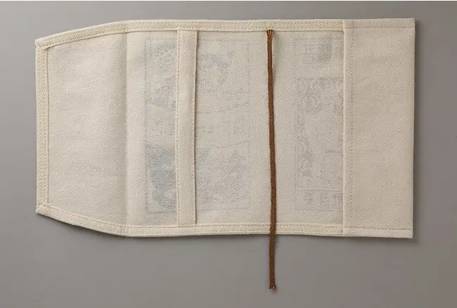 日本特有文化？包書套