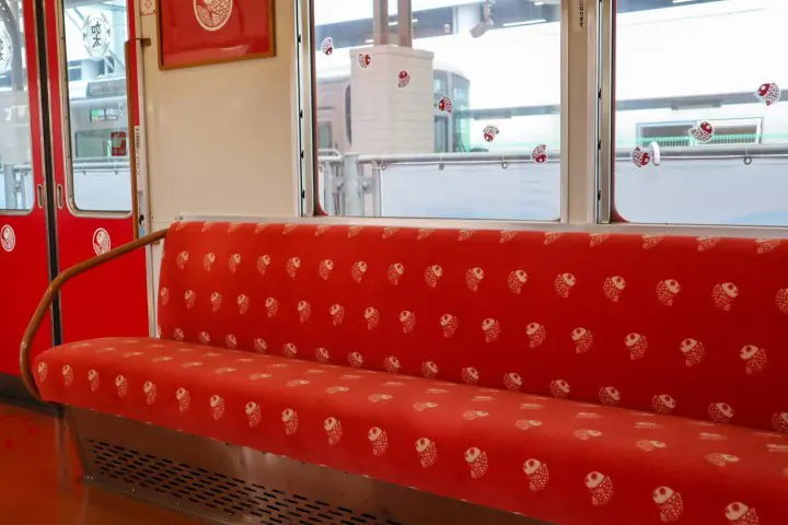 搭上粉色鯛魚電車，到和歌山「加太」感受小漁村的悠閒愜意！