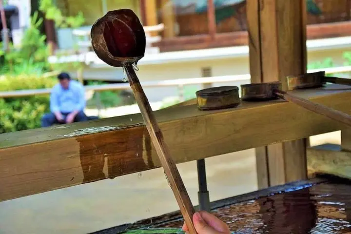 <ruby>神社<rt>じんじゃ</rt></ruby>の　<ruby>正<rt>ただ</rt></ruby>しい　<ruby>参拝方法<rt>さんぱいほうほう</rt></ruby>を　<ruby>知<rt>し</rt></ruby>っていますか