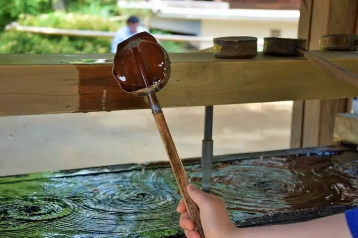 <ruby>神社<rt>じんじゃ</rt></ruby>の　<ruby>正<rt>ただ</rt></ruby>しい　<ruby>参拝方法<rt>さんぱいほうほう</rt></ruby>を　<ruby>知<rt>し</rt></ruby>っていますか