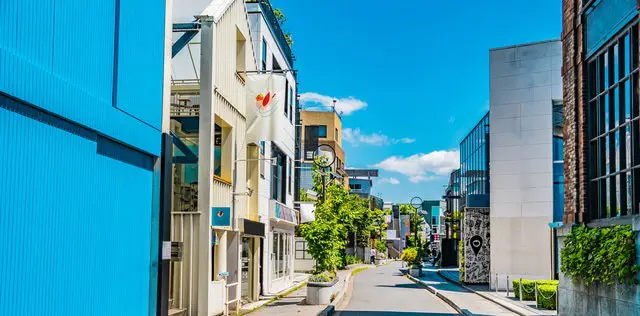 原宿から渋谷に続く「キャットストリート」でおしゃれなアイテムをゲット！？