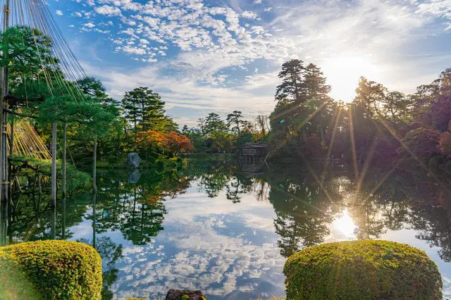 武家屋敷や兼六園など。日本の魅力が詰まった金沢の観光名所8選