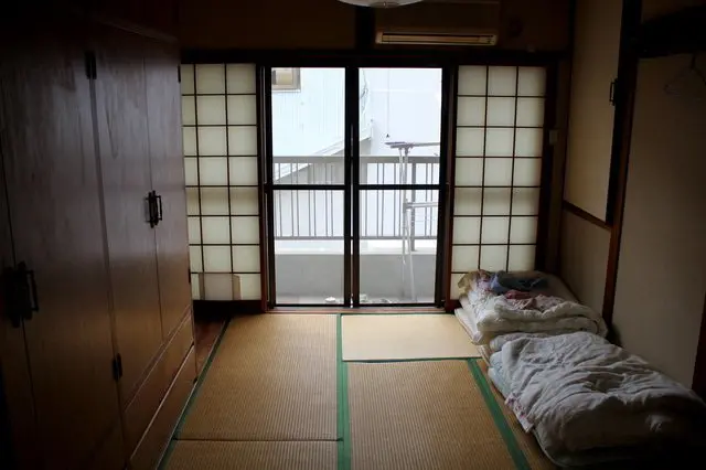 <ruby>旅館<rt>りょかん</rt></ruby>、ホテルなど　<ruby>日本<rt>にほん</rt></ruby>で　<ruby>泊<rt>と</rt></ruby>まることが　できる　<ruby>建物<rt>たてもの</rt></ruby>を　ぜんぶ　<ruby>紹介<rt>しょうかい</rt></ruby>！