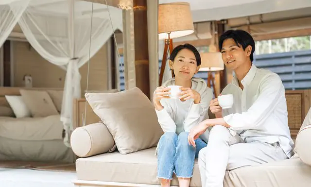 <ruby>旅館<rt>りょかん</rt></ruby>、ホテルなど　<ruby>日本<rt>にほん</rt></ruby>で　<ruby>泊<rt>と</rt></ruby>まることが　できる　<ruby>建物<rt>たてもの</rt></ruby>を　ぜんぶ　<ruby>紹介<rt>しょうかい</rt></ruby>！